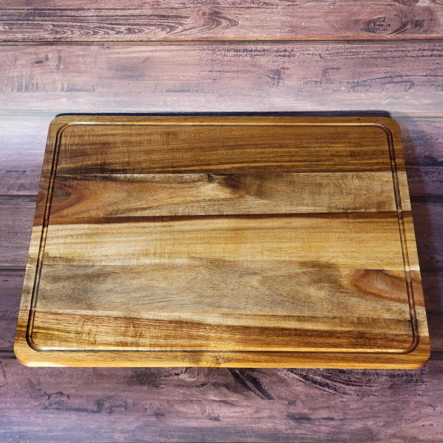 Fine Acacia Wood 18"w x 14"h Cutting/Serving/Charcuterie Board w/ Juice Grooves