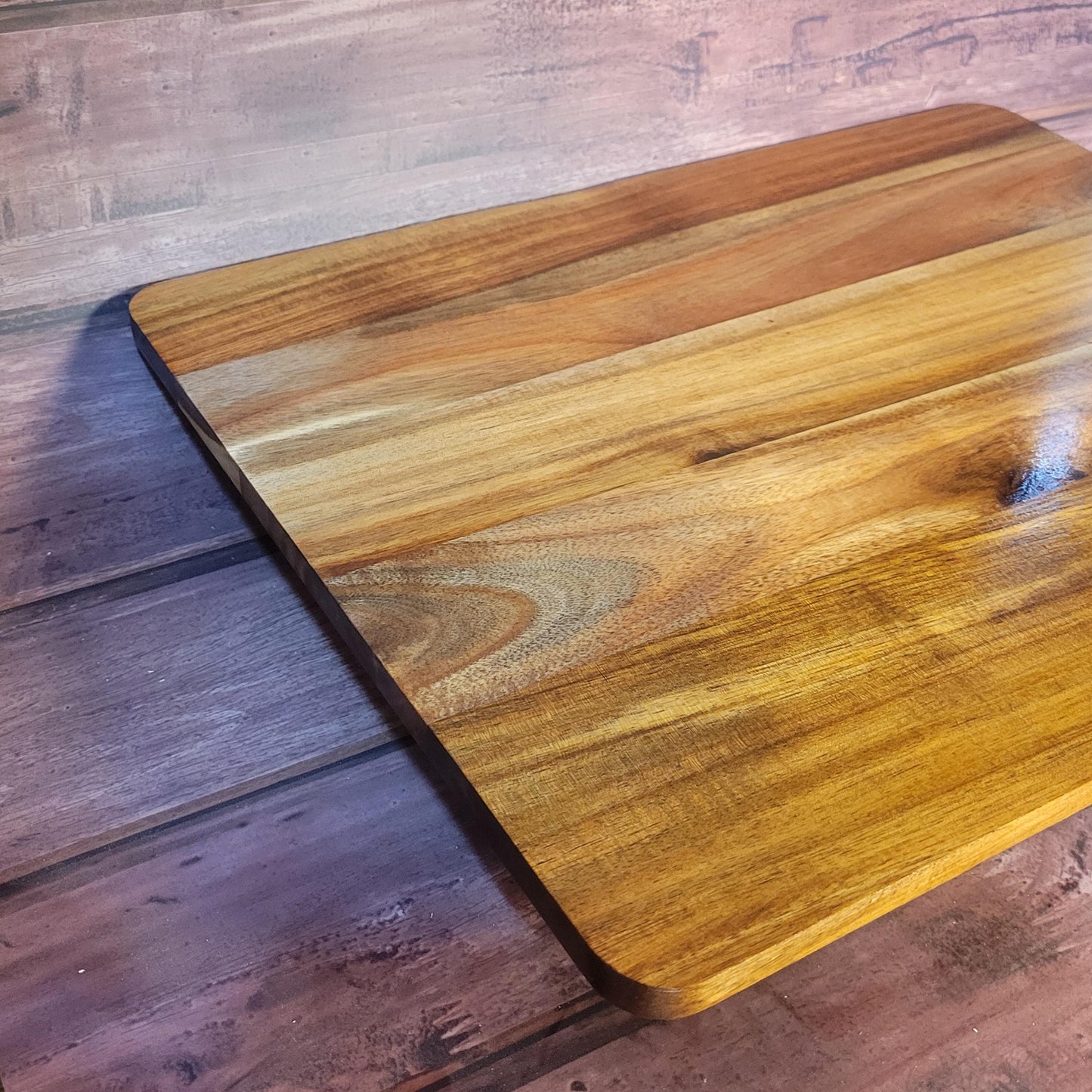 Fine Acacia Wood 18"w x 14"h Cutting/Serving/Charcuterie Board w/ Juice Grooves